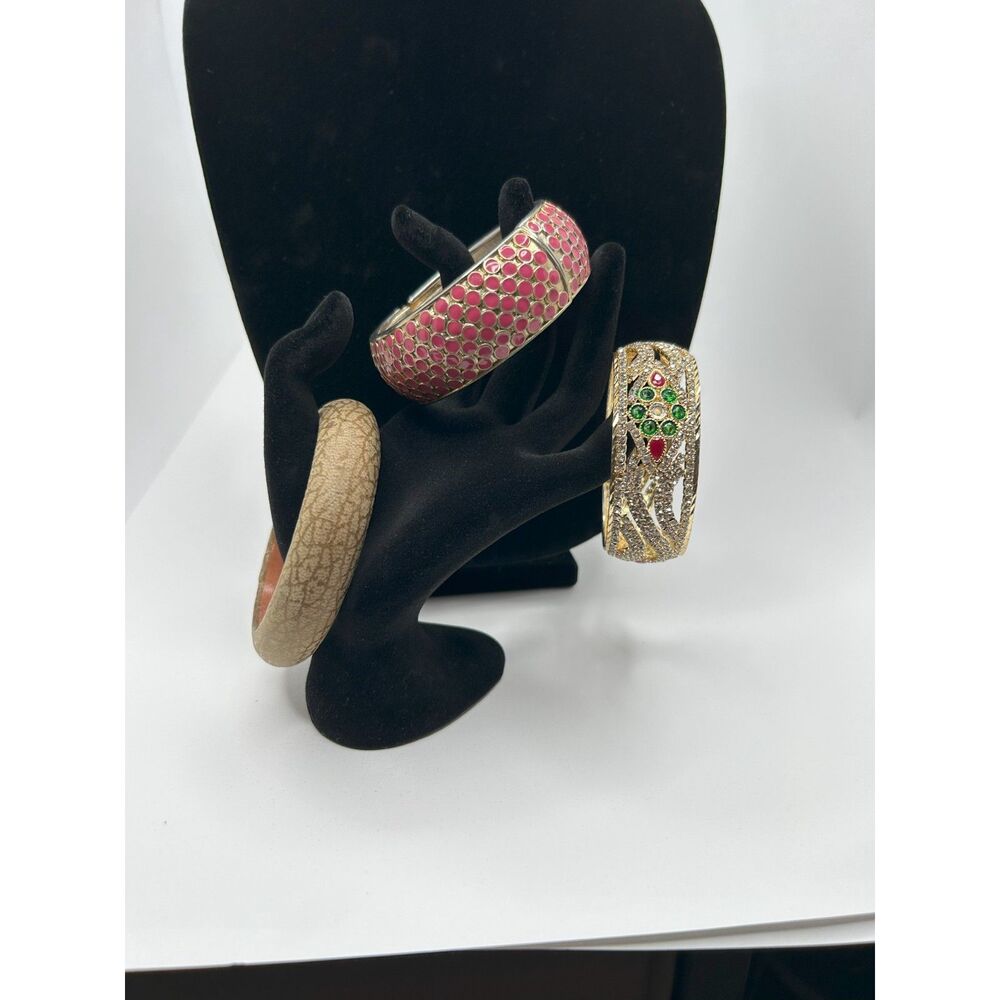 3-Piece Set Bulky Vintage Unique Bracelets - Bold Retro Fashion Accessories